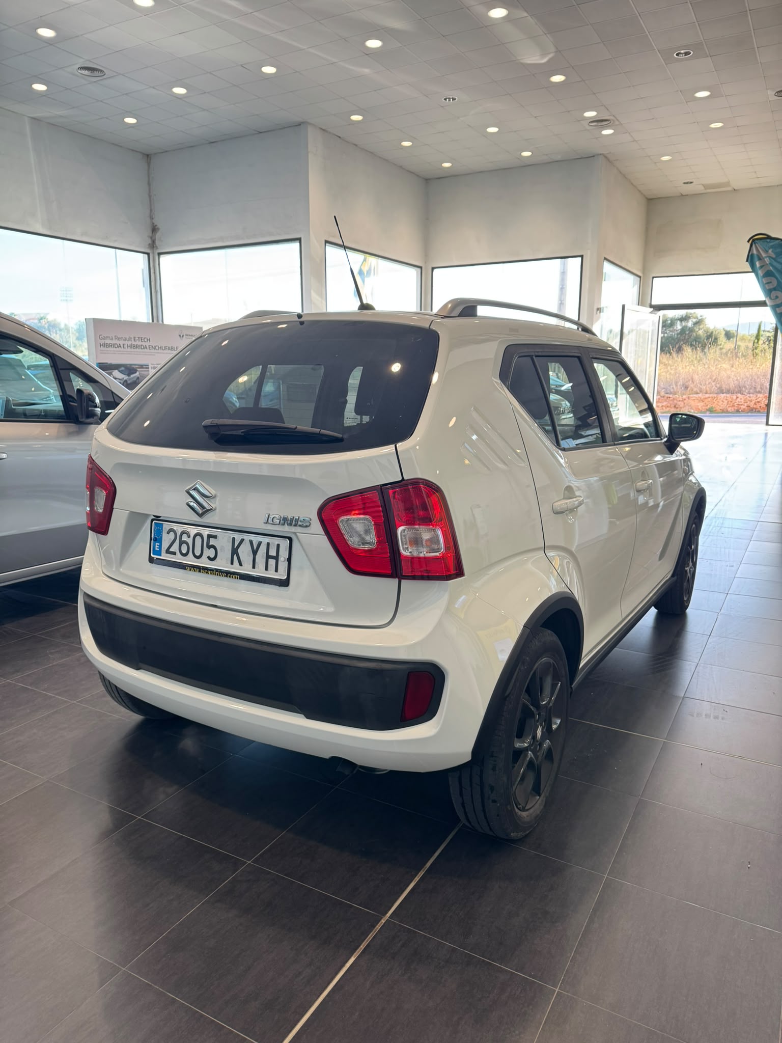 Suzuki Ignis GLE miniatura 6